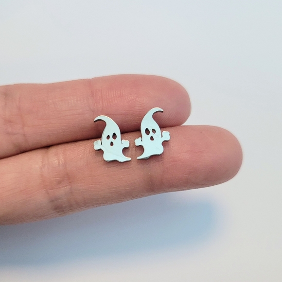 Cute, small, unique ghost shaped silver stainless steel stud earrings - Picture 2 of 3